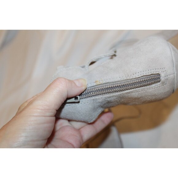 Vince Camuto 'Sandria' Peep Toe Ghillie Heels Sz 11 Gray Suede Lace-Up Stiletto - Picture 10 of 11